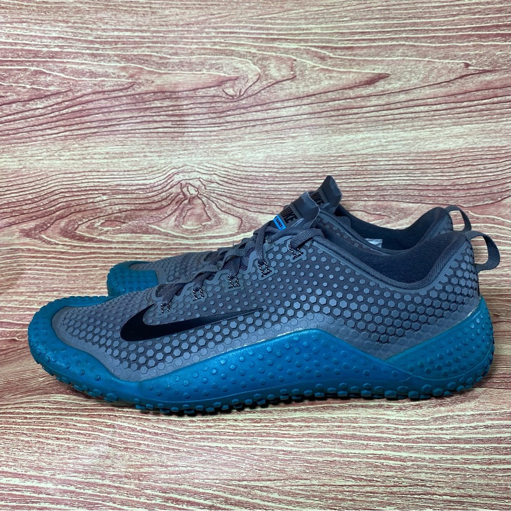 ** sold sold ** Nike Free Trainer 1.0 Soccer Workout Sneakers 11.5